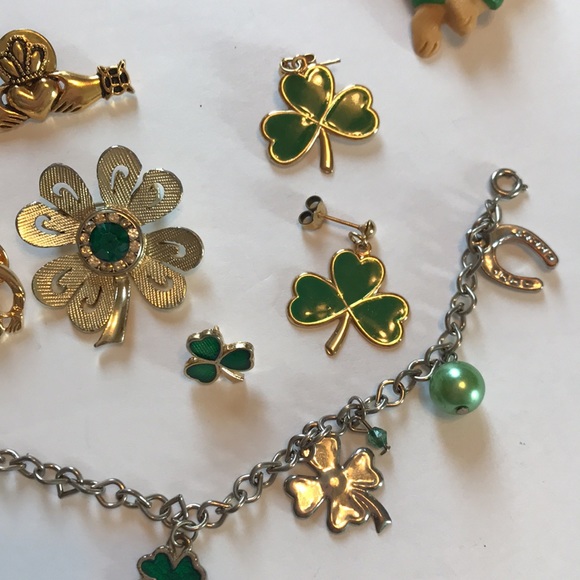 St Patrick’s Day Collection Green Shamrocks Irish Luck - Picture 5 of 5